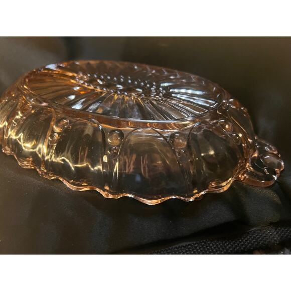 Vintage Pink Depression Glass Relish Dish - Picture 4 of 7